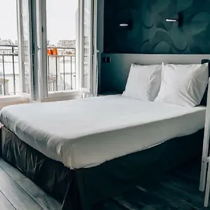Luxia Hotel Parijs